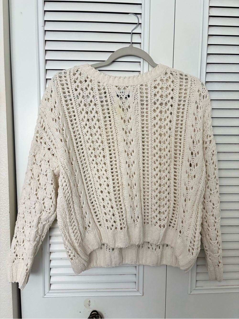 Kendall + Kylie Women’s Cream Open-Knit Sweater - Classic Cozy Style